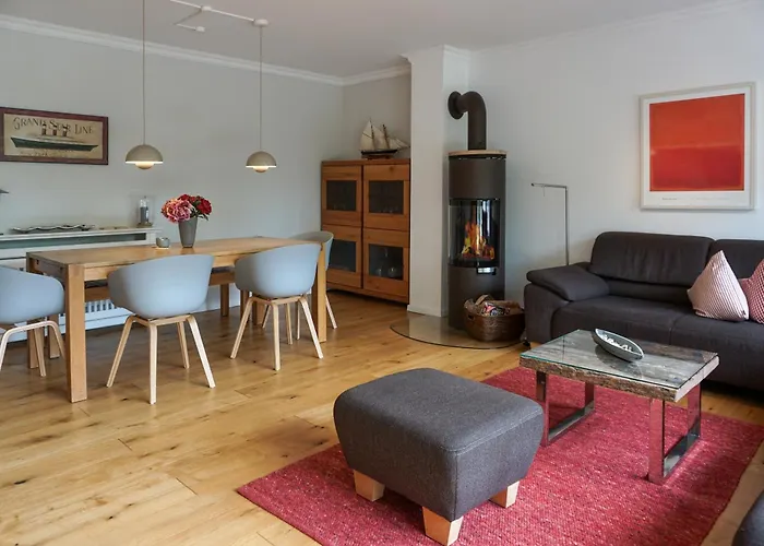 Iikhoarn Tatil Evi *